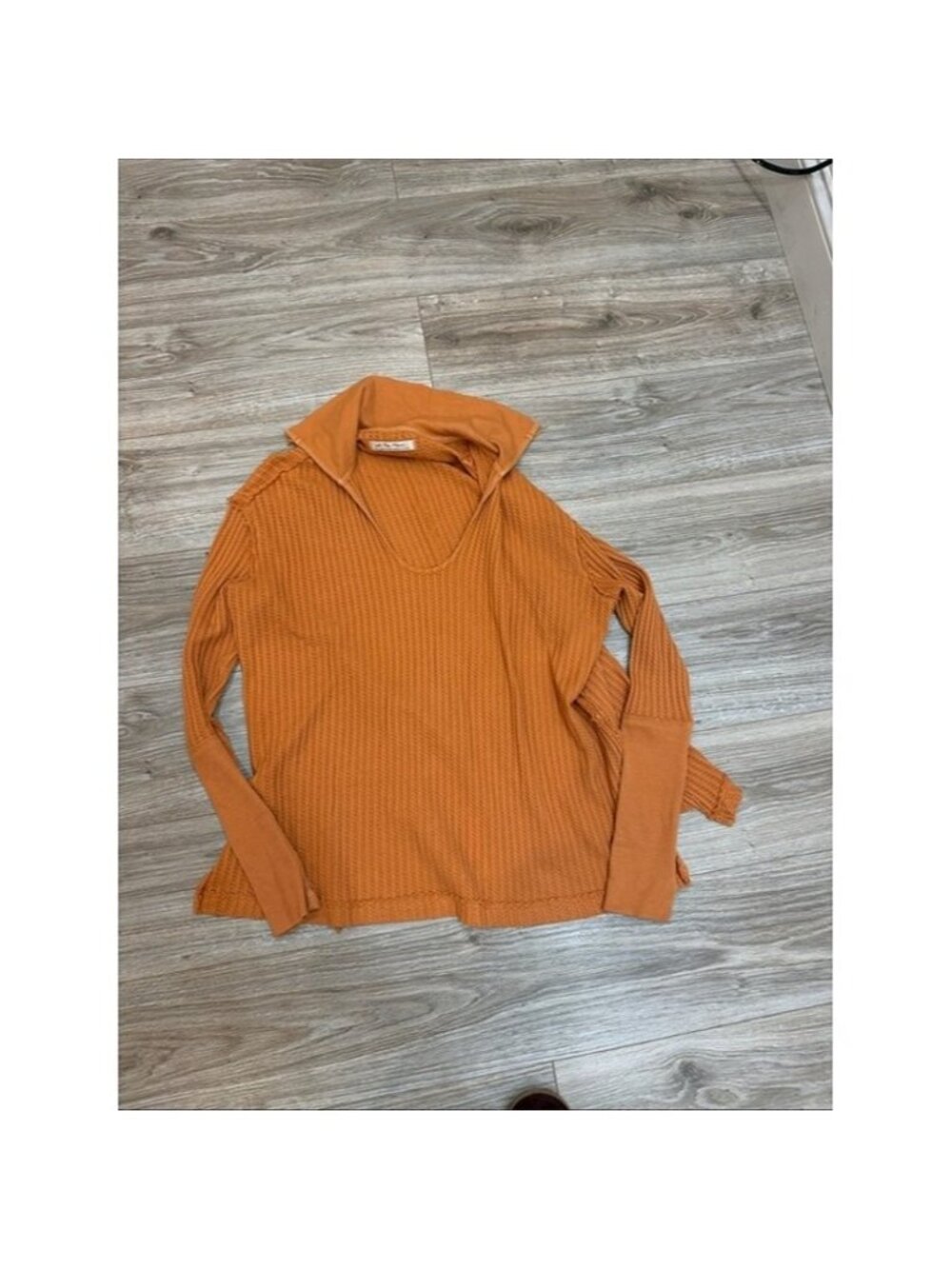 Free People Raymond Thermal Women's V-Neck Ribbed Shirt in Rust Orange SMALL